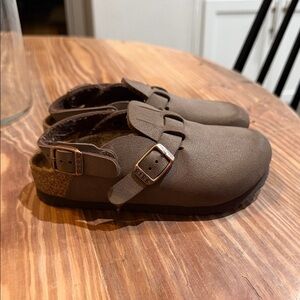 Birkenstock Kids Brown Slippers with Buckle